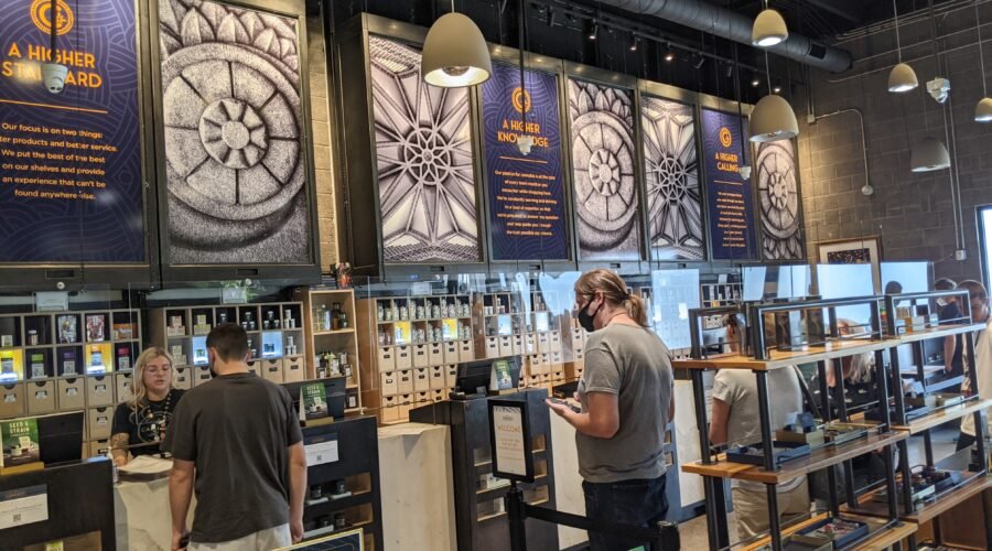 High Tide to Acquire Crossroads Cannabis, Adding Four Established Cannabis Retail Stores in Ontario